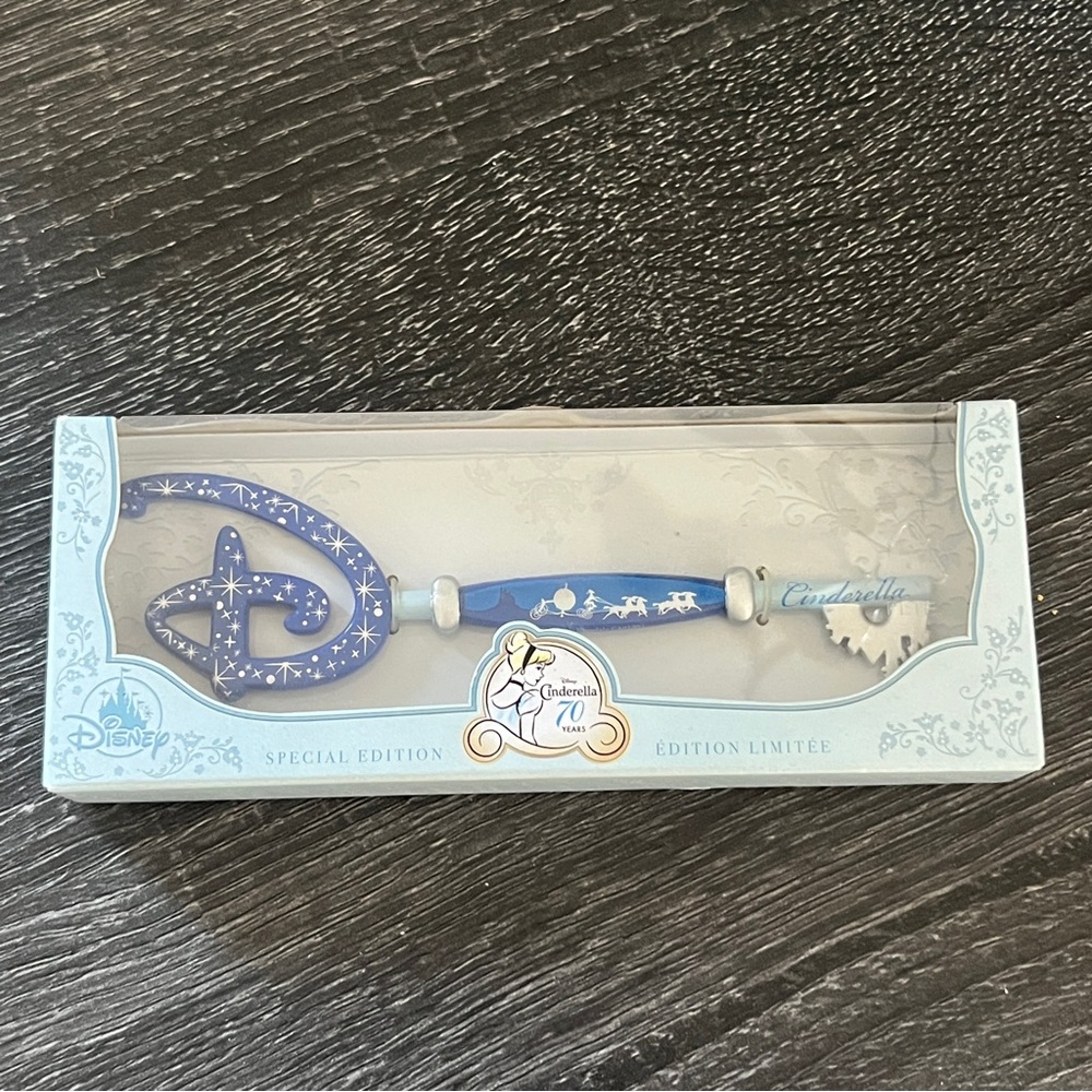 Disney Cinderella 70th Anniversary Special Edition Collectible Key